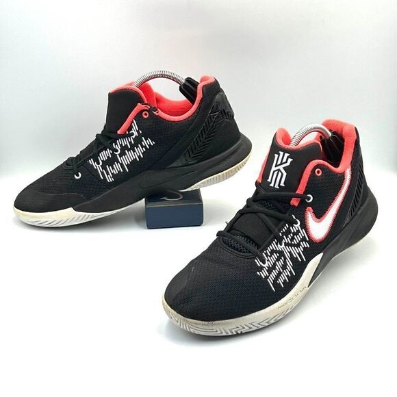 Kyrie Flytrap 2 'Black Bright Crimson' - Picture 3 of 10